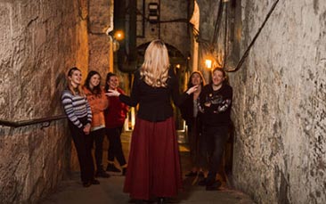 resident ghost tour hen party