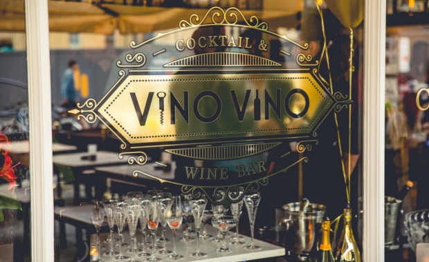 the front of vino vino bar in Bath