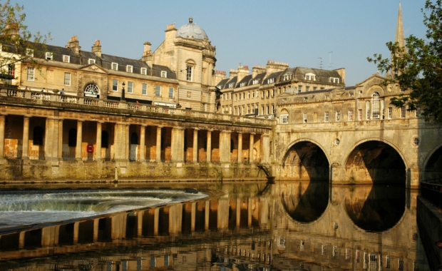 Pulteney Bridge and weir 