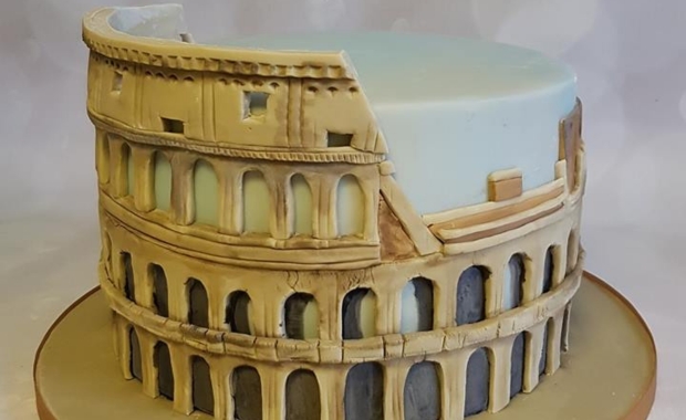 a hyper-realistic cake made by Liverpool Cake Company