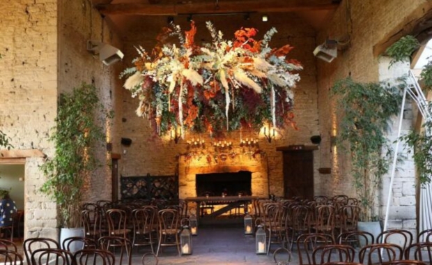 A venue decorated with flowers by Pulteney Bridge Flowers 